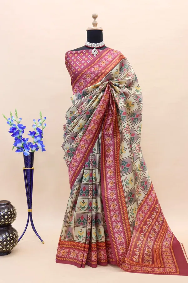 Lemon_Yellow_Smooth_Silk_Saree_With_Patola_Print